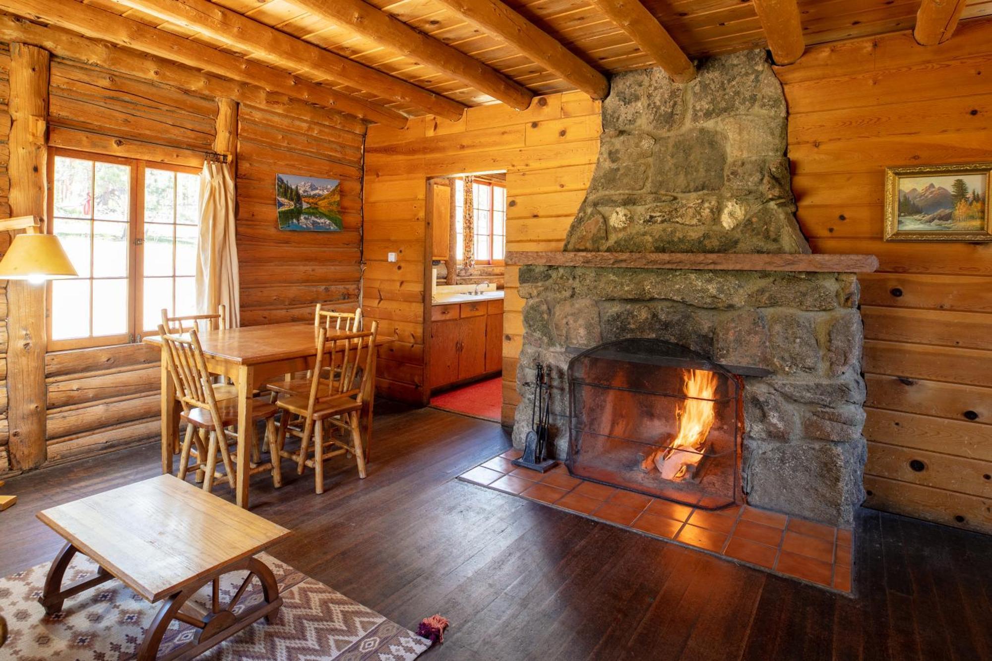 The Meeker Park Lodge Allenspark Exteriör bild
