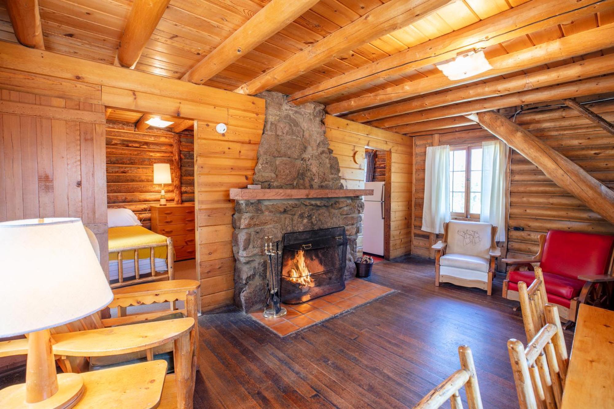 The Meeker Park Lodge Allenspark Exteriör bild