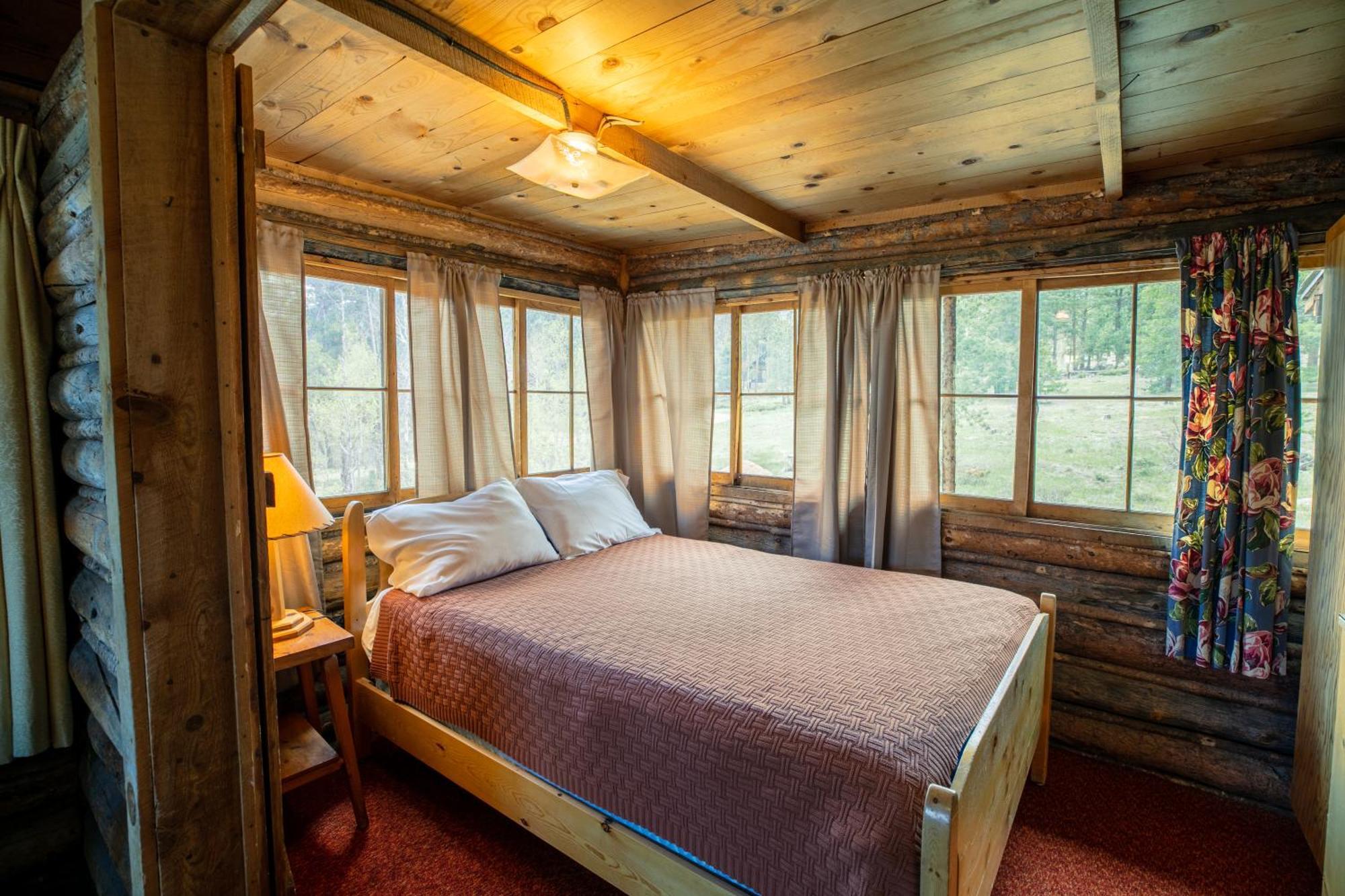 The Meeker Park Lodge Allenspark Exteriör bild